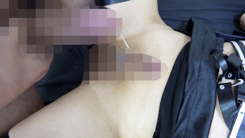 ドS女王様外見が美貌崩壊アへ顔ドM堕ち触られるだけで【ペニクリが黒光りフル勃起する超敏感男の娘】連続イラマえずき汁噴射＆イッてもやめない猛ピストンケツマ●コ結合部に追ザーメンぶっかけ5P乱交SEX 010